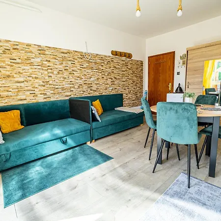 Проживание в семье I Goscinne Janinka *