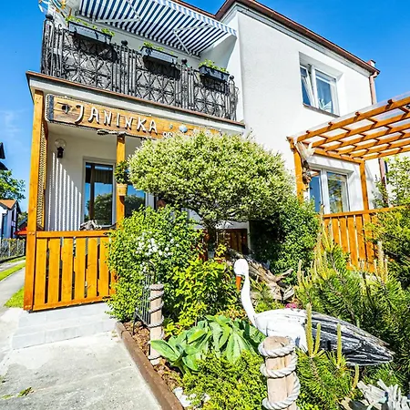 Проживание в семье I Goscinne Janinka Ястарня