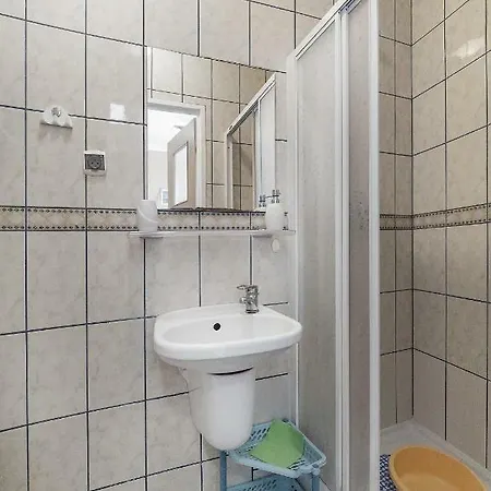 I Goscinne Janinka Ястарня